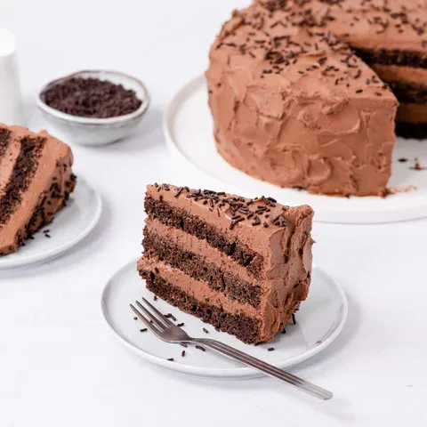 Bogata čokoladna torta