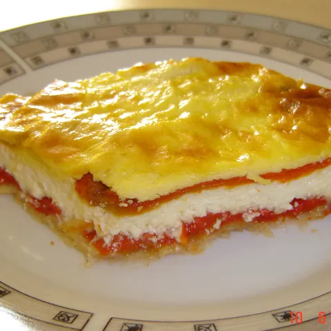 Pita sa pečenim paprikama