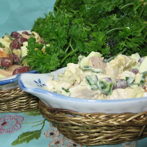 Napolitanska salata od crvenog pasulja