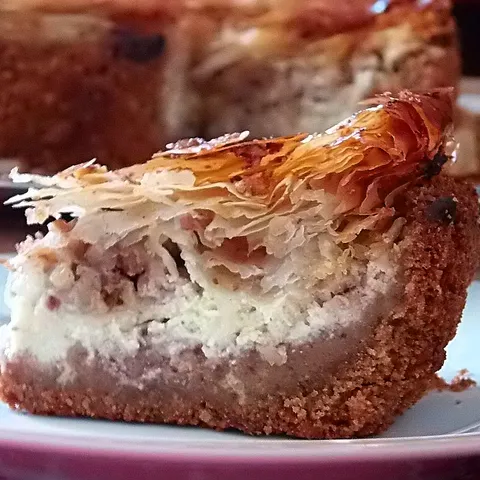 Baklawa cheesecake