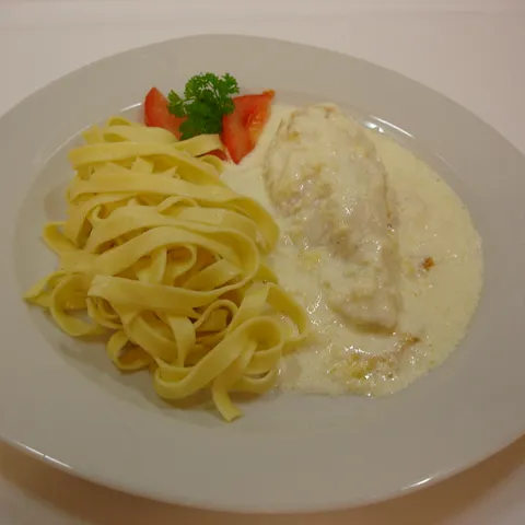 Pileci odresci  na bijelo