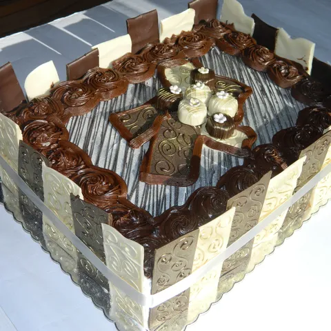CHOCOLATE