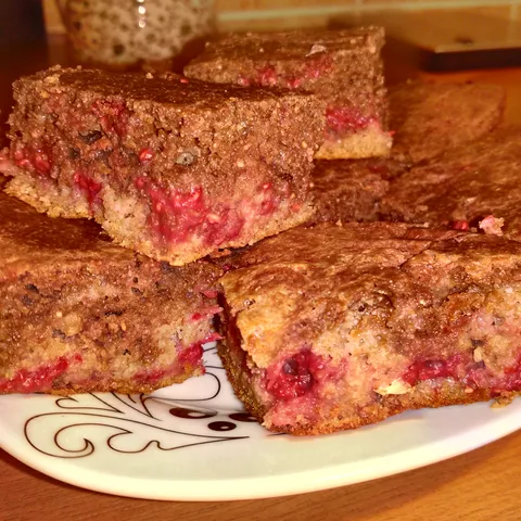 Pita sa malinama (speltino brašno, fruktoza)