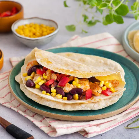 Tortilje s piletinom i grahom