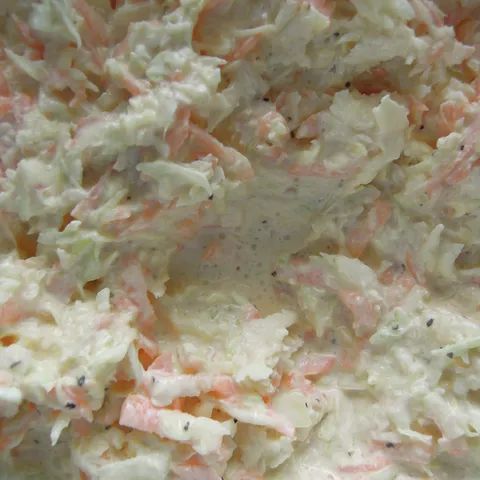 Klasicna Coleslaw Salata