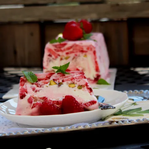 Tortica od sladoleda i pistaćia