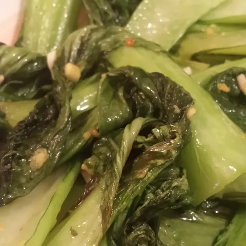 Bok choy sa belim lukom(Garlic Bok Choy)