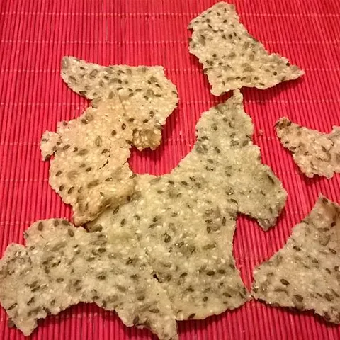 Kukuruzni čips sa semenkama