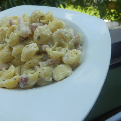 Carbonara s vrhnjem