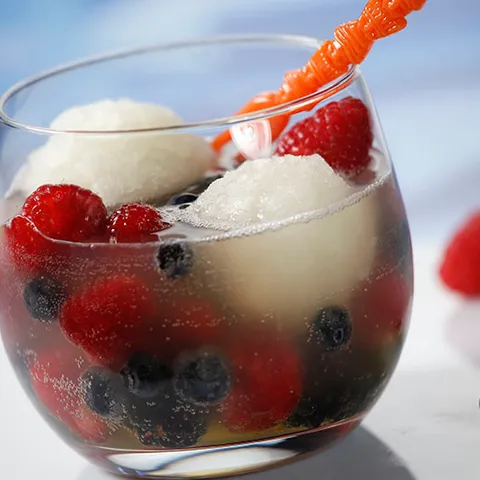 Soft Fruit and Lemon Cup