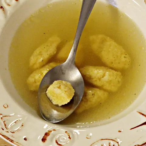 Gris noklice