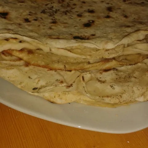 Naan lepinje s kimom