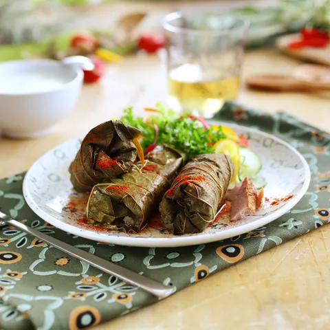 Dolma (Sarmice u vinovoj lozi)