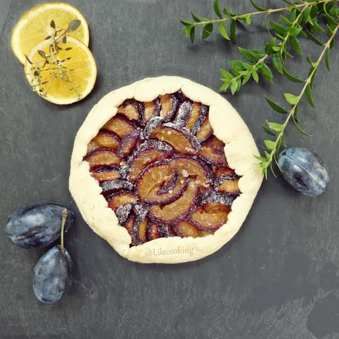 Galette sa šljivama