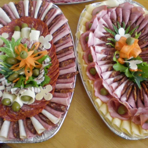 za veselo drustvo!