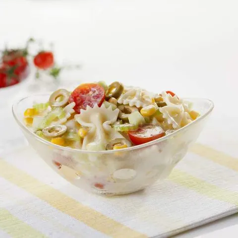 Salata s tjesteninom