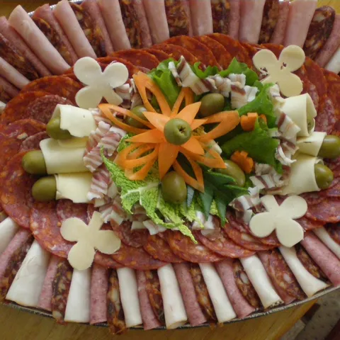 za veselo drustvo!