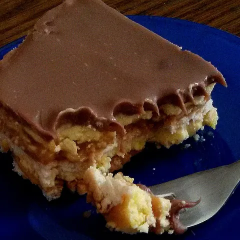 Karamel krem šnite