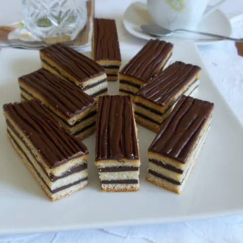 čokoladne žerbo šnite