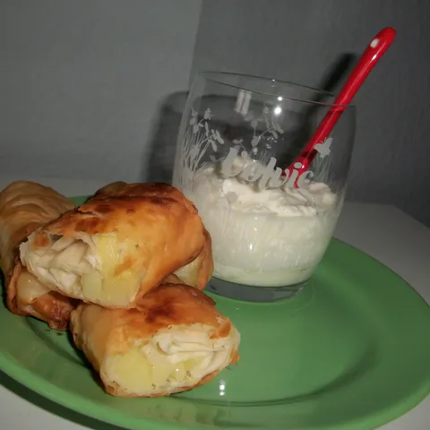 Male krompirusice iz tave