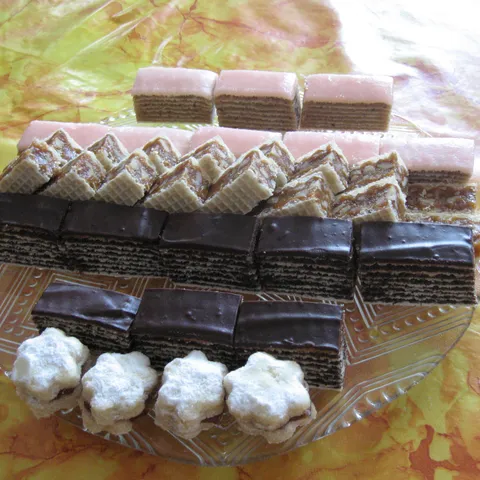 Rozen kocke sa makom