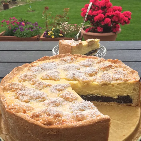 Torta sa sirom i makom