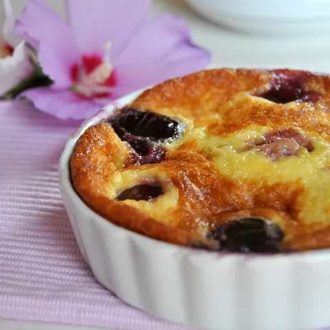 Clafoutis s trešnjama