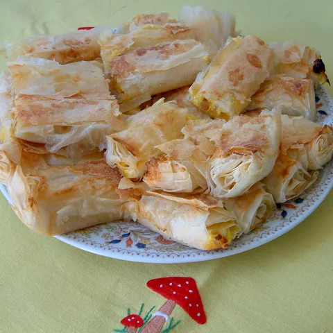 Slatka savijača sa sirom