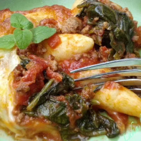 Schupfnudeln - šufnudle bolognese sa špinatom