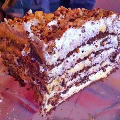 LJEŠNJAK TORTA