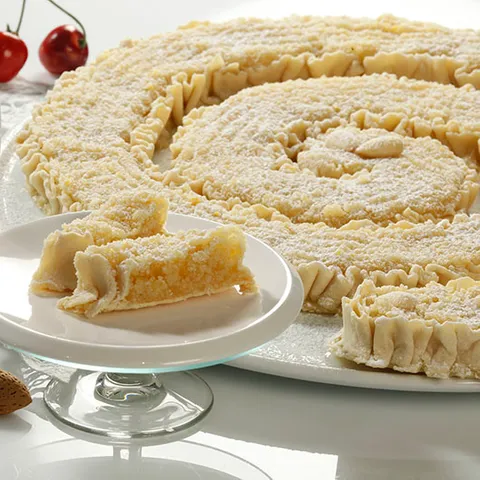 Rapska torta u obliku ekstravagantnog puža