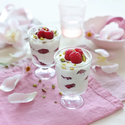 Panna cotta desert