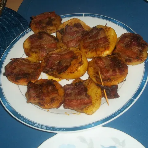 Šarf Pole