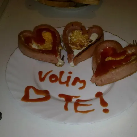 vecera iz praznog frizidera sa puno ljubavi i malo maste