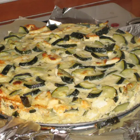 Pita od tikvica i feta sira