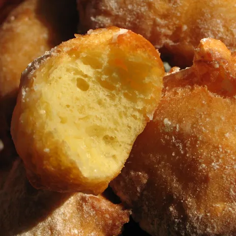 Čistam prosti fanjkeci (iliti fritule)