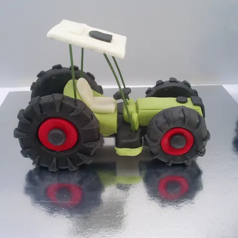 Traktor figurica