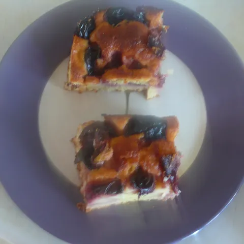 Kolač sa šljivama