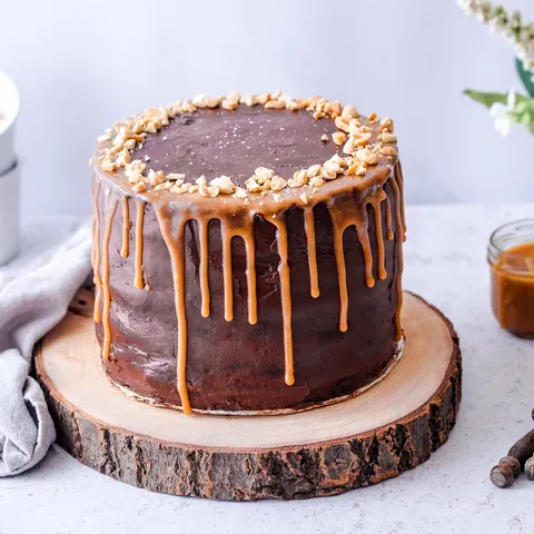 Torta od kikirikija i karamele