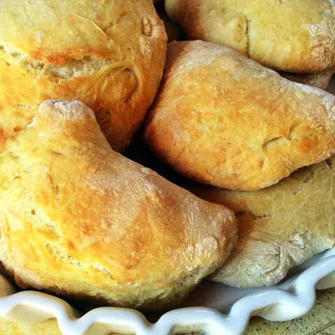 Panino peciva sa povrcem i sirom