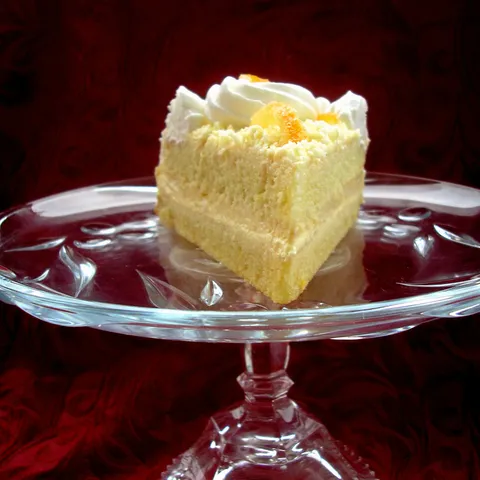 White cake