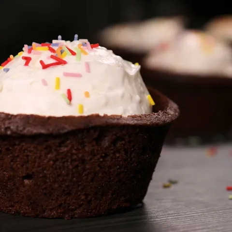 Muffin košarice s kremom