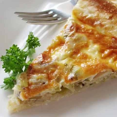 Quiche sa piletinom i porilukom