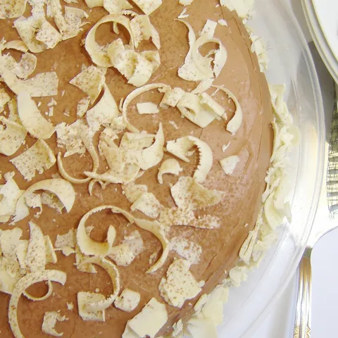 Trobojna čokoladna torta