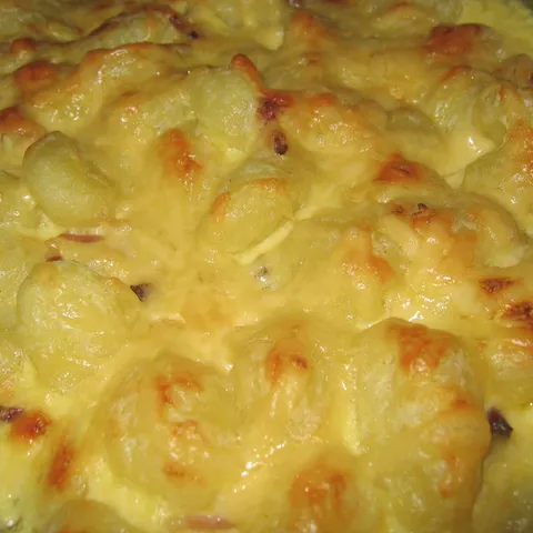 Zapečeni njoki “carbonara”
