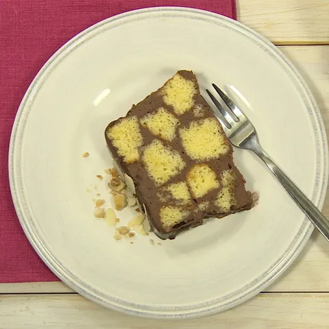 Čokoladni kolač na kockice