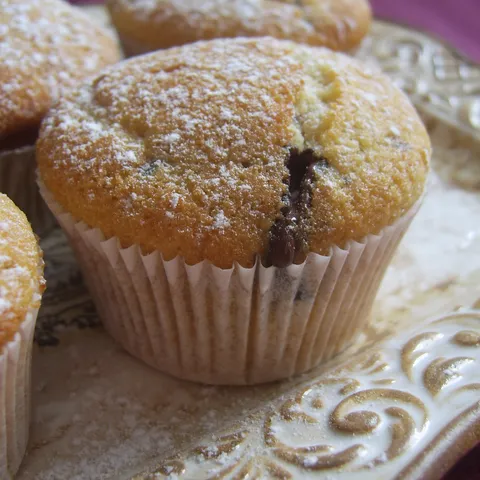 Muffini s višnjama, bananom  i sirom
