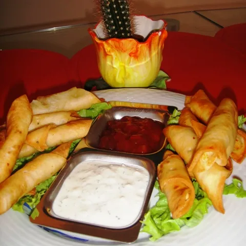 TAQUITOS CON POLLO