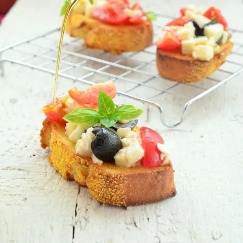 Bruschette caprese