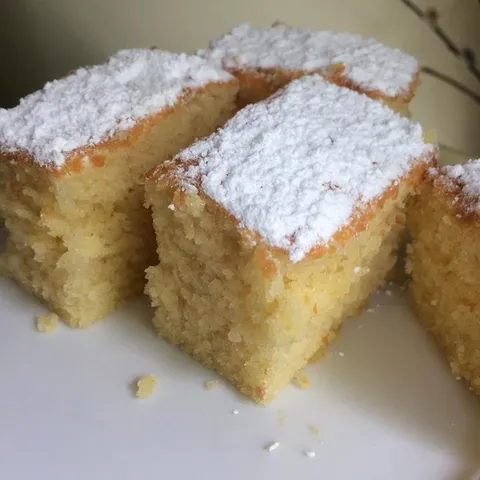 Bakine jogurt snite